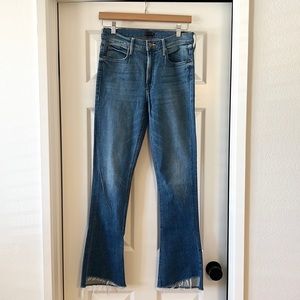 👖 MOTHER Denim - Runaway Step Fray - Medium Wash - Size 27